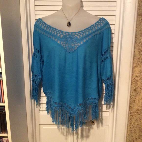 Shoreline Tops - Shoreline sky blue blouse fits size 18/20